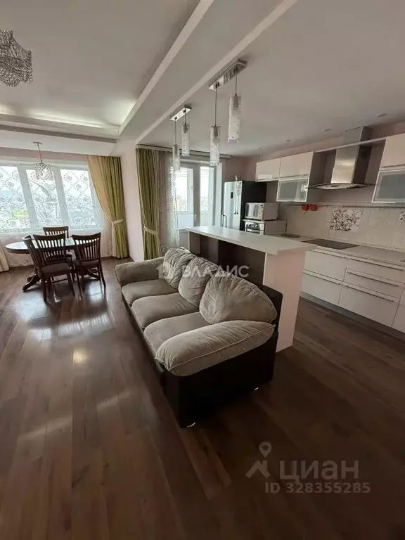 3-к кв. Бурятия, Улан-Удэ Ключевская ул., 70А (81.6 м) - Фото 1