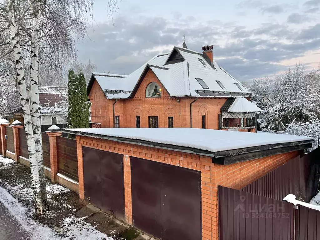 Дом в Московская область, Лобня Луговая мкр, Дачный пер., 3 (219 м) - Фото 1
