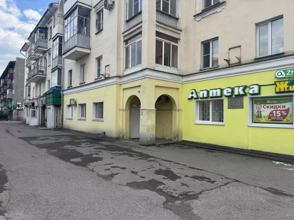 Торговая площадь в Кемеровская область, Новокузнецк просп. Строителей, ... - Фото 0