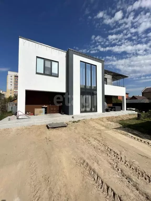 Дом в Тюменская область, Тюмень Войновка мкр, ул. Вешних Вод (190 м) - Фото 1