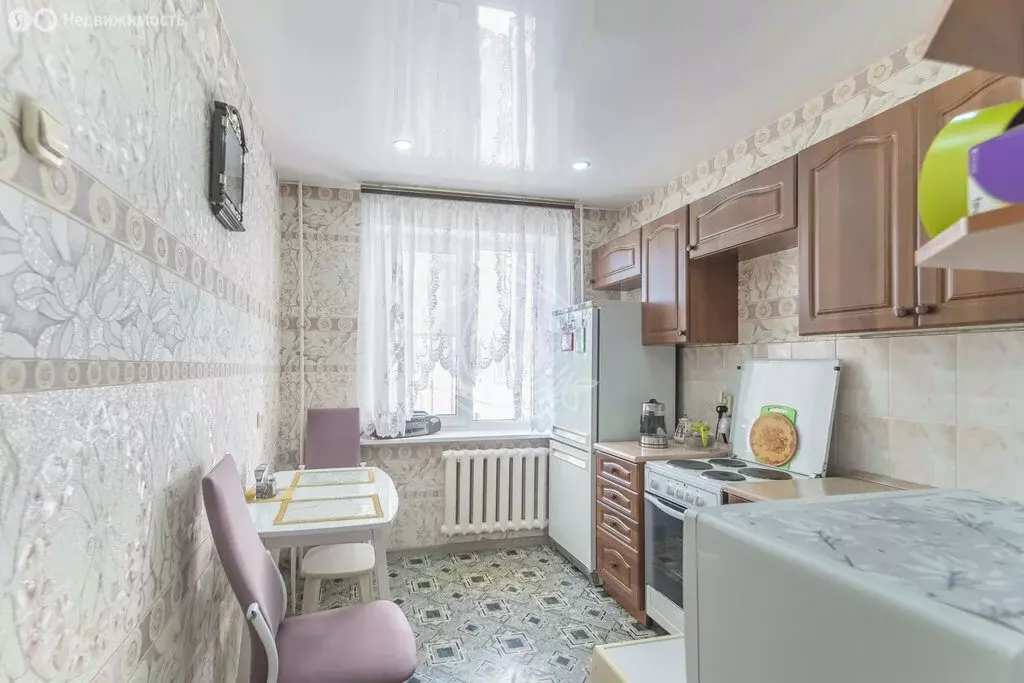 3-комнатная квартира: Барнаул, Червонная улица, 2 (67.3 м) - Фото 1