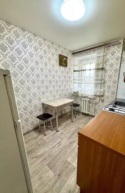 1-к. квартира, 40 м, 8/10 эт. - Фото 1