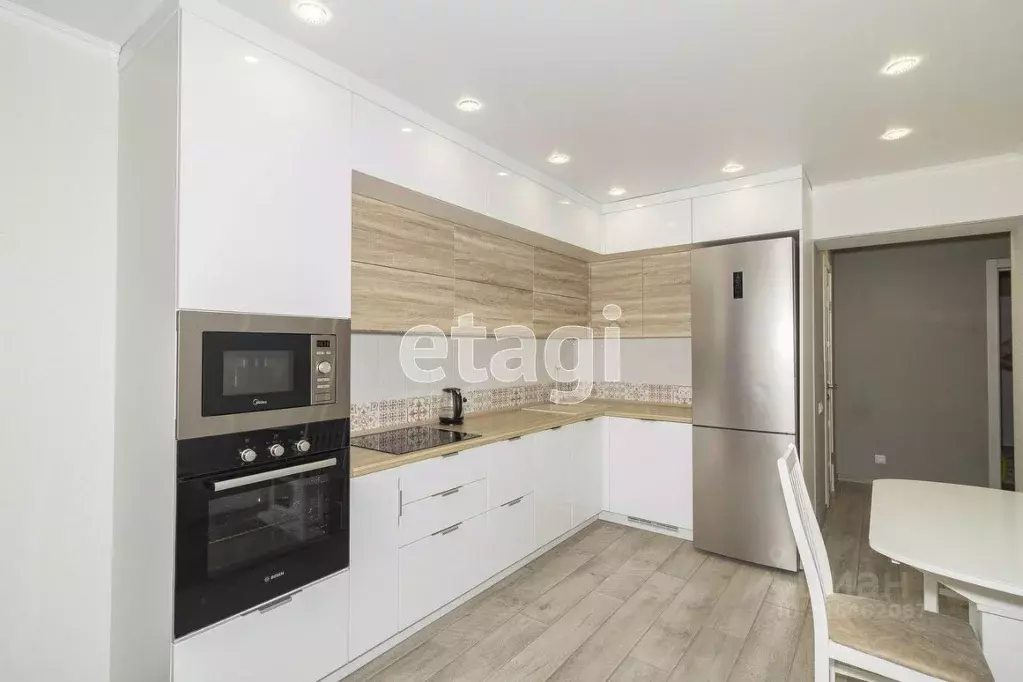 2-к кв. Тюменская область, Тюмень Олимпийская ул., 9/3 (58.6 м) - Фото 1