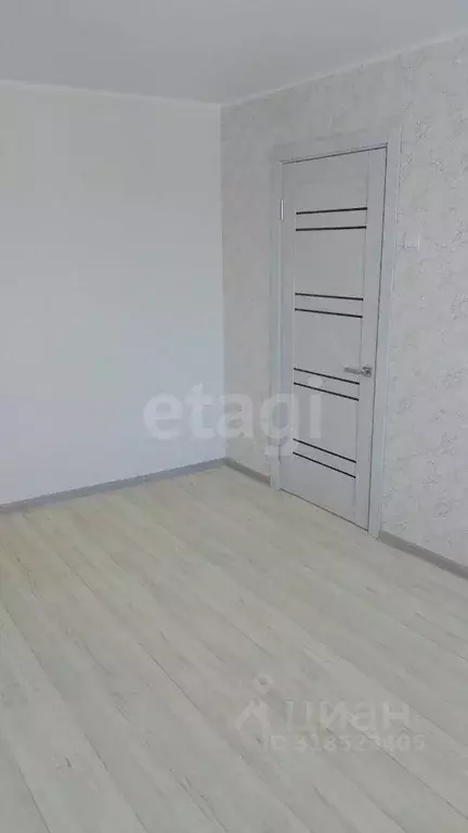 1-к кв. Саратовская область, Энгельс Волжский просп., 46а (28.5 м) - Фото 0