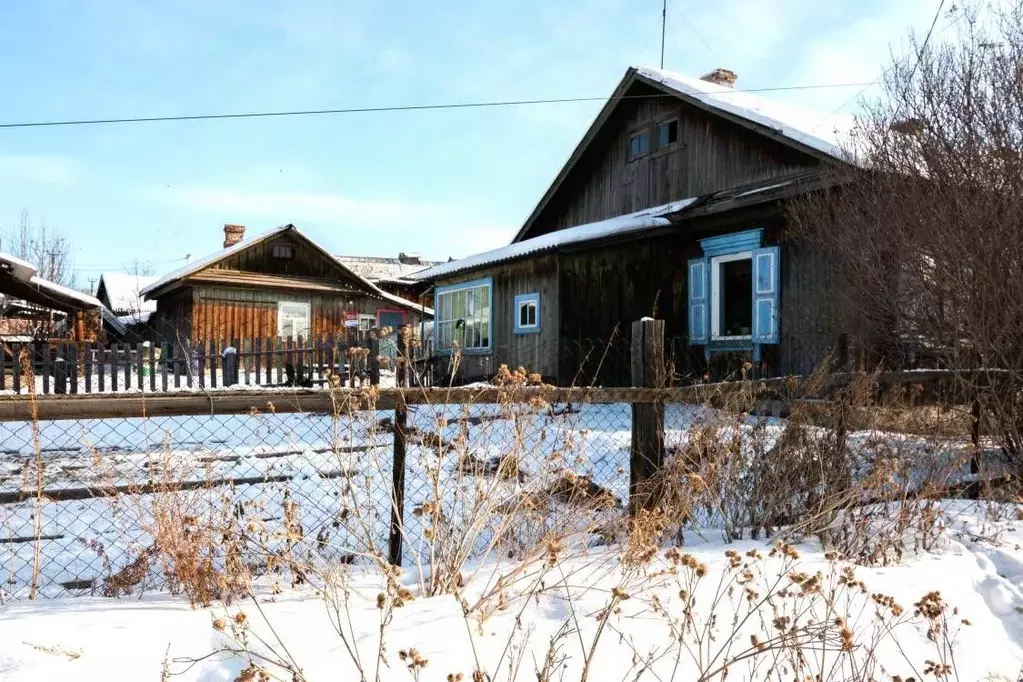 Дом в Иркутская область, Иркутский муниципальный округ, с. Пивовариха ... - Фото 1