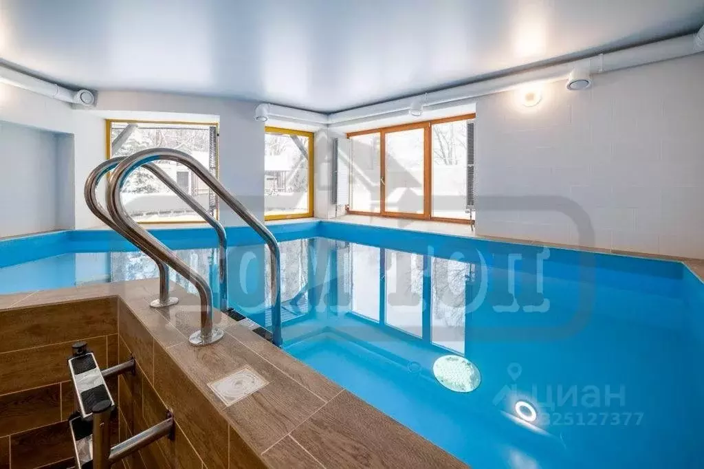 Дом в Московская область, Истра муниципальный округ, Снегири пгт  (700 ... - Фото 1