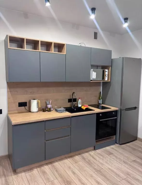 2-к кв. Кемеровская область, Кемерово бул. Строителей, 60к2 (45.0 м) - Фото 1