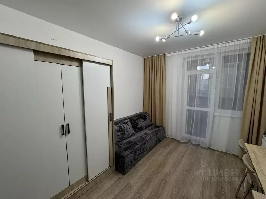 Студия Свердловская область, Екатеринбург ул. Учителей, 33/1 (18.7 м) - Фото 2