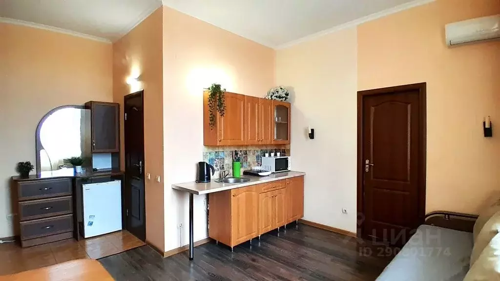 2-к кв. Севастополь ул. Челюскинцев, 49/3 (50.0 м) - Фото 0