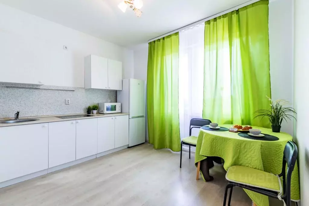 1-к кв. Свердловская область, Екатеринбург ул. Шефская, 106/1 (40.0 м) - Фото 0