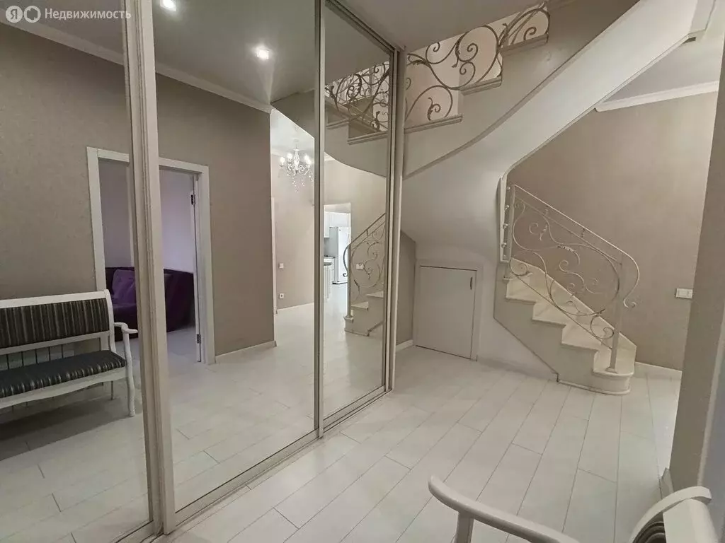 Дом в посёлок городского типа Яблоновский, улица Хакурате, 39 (124.7 ... - Фото 1