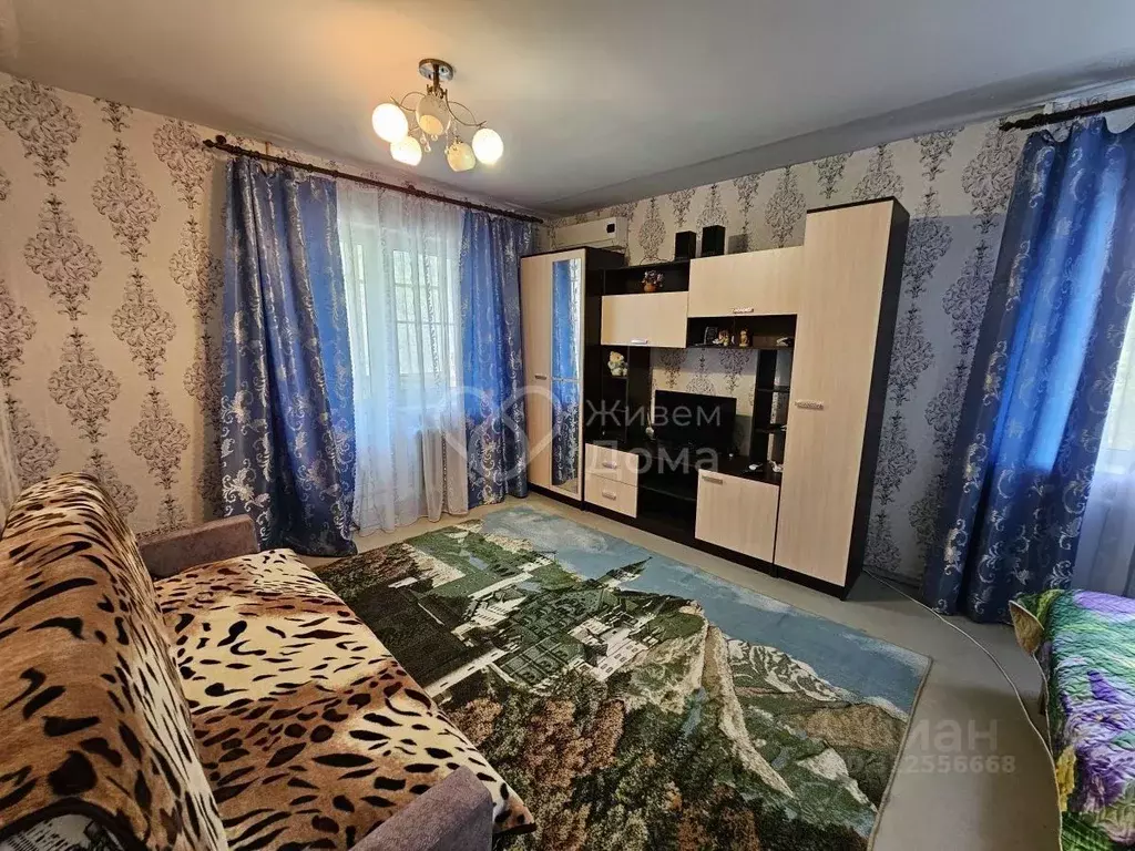 1-к кв. Волгоградская область, Волгоград Кузнецкая ул., 20 (42.6 м) - Фото 0