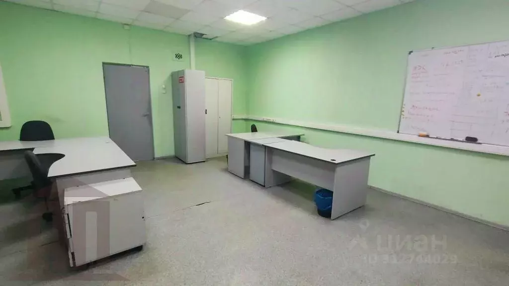 Офис в Тверская область, Тверь ул. Вагжанова, 19А (13 м) - Фото 1