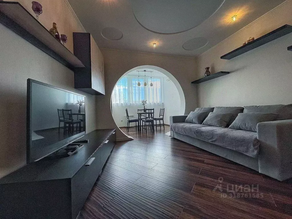 3-к кв. Краснодарский край, Сочи ул. Яна Фабрициуса, 2/4б (76.0 м) - Фото 0