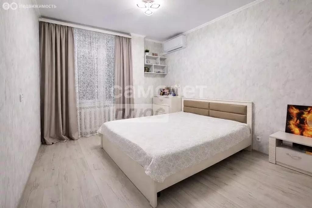 3-комнатная квартира: Оренбург, Высотная улица, 6 (80.3 м) - Фото 1