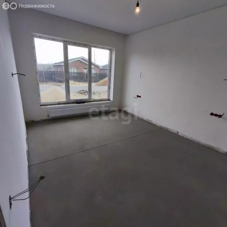 Дом в село Ямное, Баррикадная улица (140 м) - Фото 1