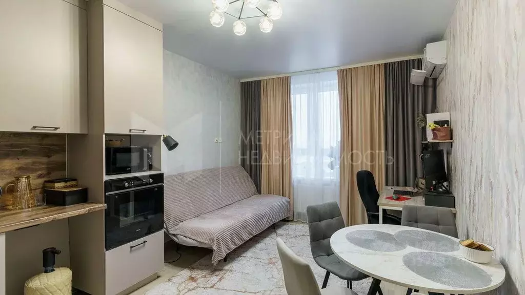 1-к кв. Тюменская область, Тюмень ул. Республики, 204к3 (47.2 м) - Фото 2