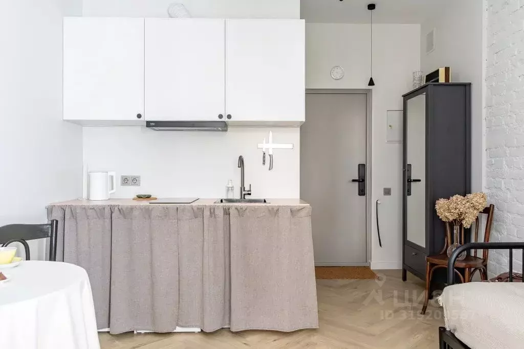 Студия Санкт-Петербург Английский просп., 20 (14.0 м) - Фото 1