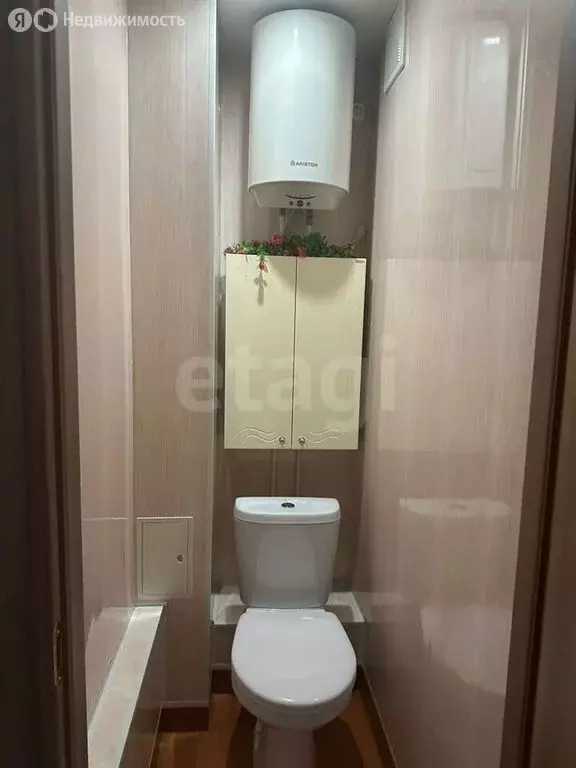 3-комнатная квартира: Челябинск, Краснооктябрьская улица, 16 (68 м) - Фото 1