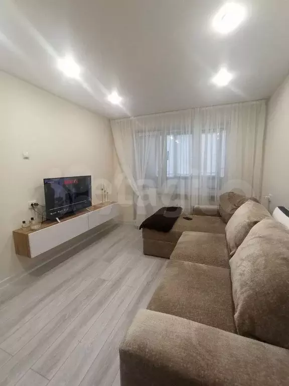 2-к. квартира, 43,2 м, 6/9 эт. - Фото 1