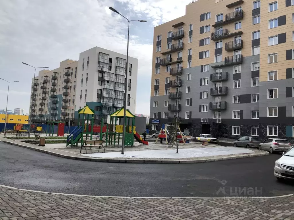 1-к кв. Красноярский край, Красноярск ул. Петра Ломако, 1А (45.4 м) - Фото 1