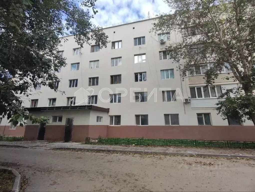 Комната Тюменская область, Тюмень ул. Олега Антонова, 4 (22.8 м) - Фото 1