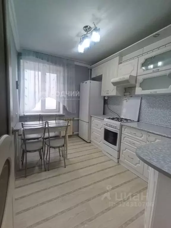 2-к кв. Чувашия, Новочебоксарск ул. Строителей, 52 (46.0 м) - Фото 0