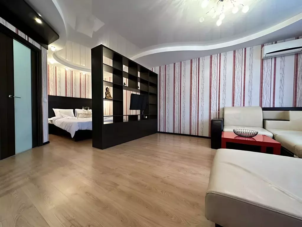 Студия Свердловская область, Екатеринбург ул. Союзная, 2 (46.0 м) - Фото 1