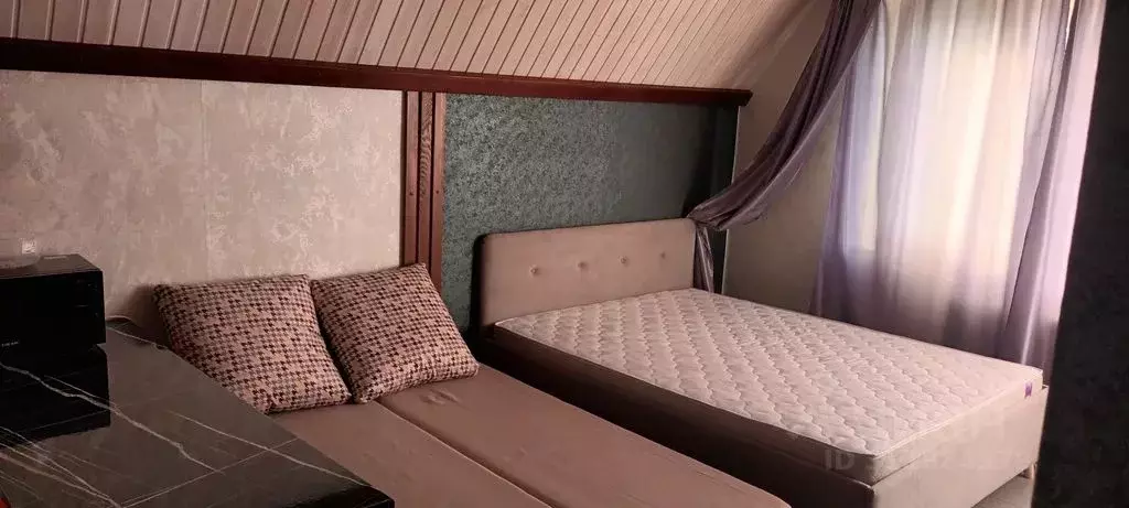 Комната Самарская область, Тольятти ул. Непорожнего, 30 - Фото 1