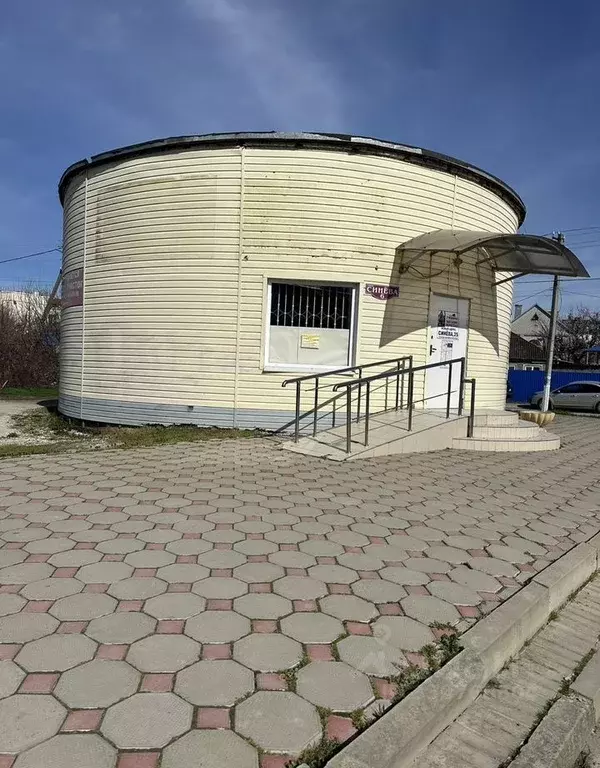 Помещение свободного назначения в Краснодарский край, Крымск ул. ... - Фото 1