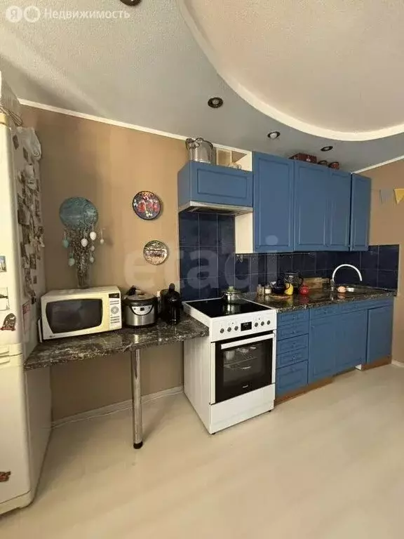 4-комнатная квартира: Барнаул, улица Юрина, 220А (79.9 м) - Фото 1