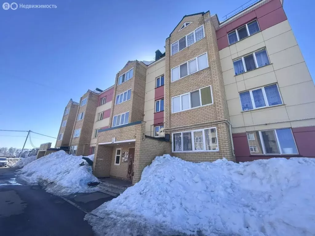 2-комнатная квартира: село Пестрецы, Осиновская улица, 7 (60.9 м) - Фото 1