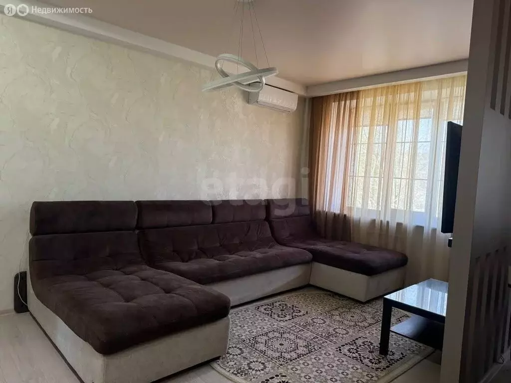 3-комнатная квартира: Тюмень, микрорайон Антипино, улица Будённого, 4 ... - Фото 2