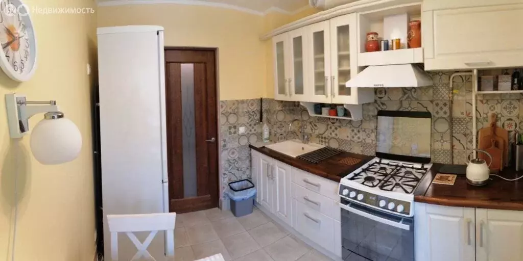 4-комнатная квартира: Серпухов, Бригадная улица, 4 (80 м) - Фото 1