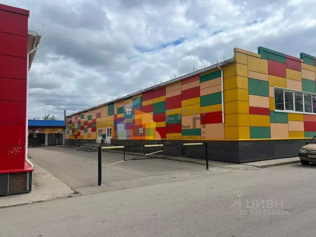 Помещение свободного назначения в Тульская область, Новомосковск ул. ... - Фото 1