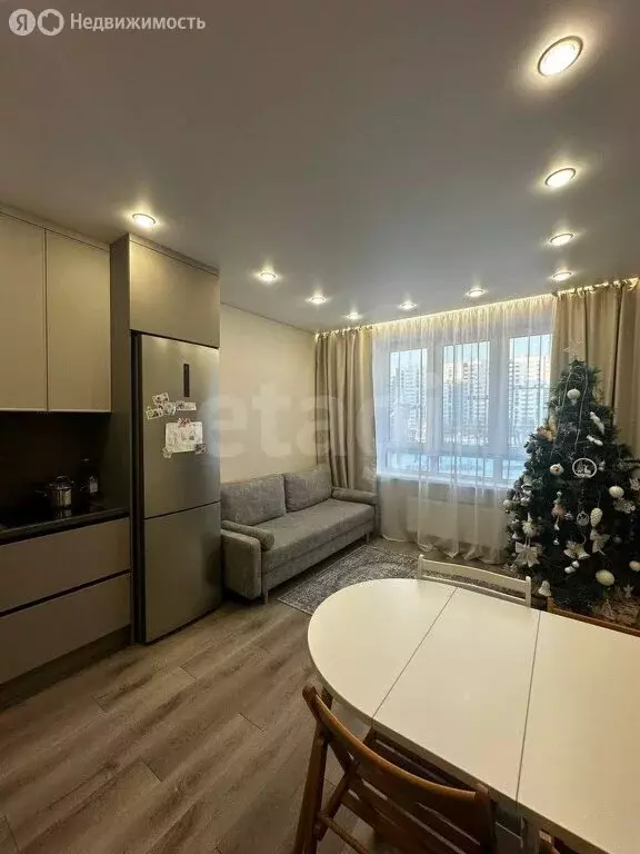 3-комнатная квартира: Тюмень, ул. Льва Толстого, 19 (86.61 м) - Фото 2