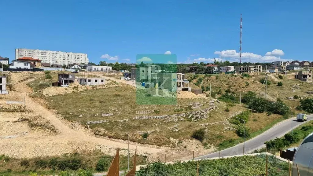 Участок в Севастополь ул. Генерала Мельника, 15 (10.0 сот.) - Фото 2