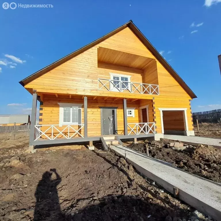 Дом в село Урик, Енисейская улица (200 м) - Фото 0