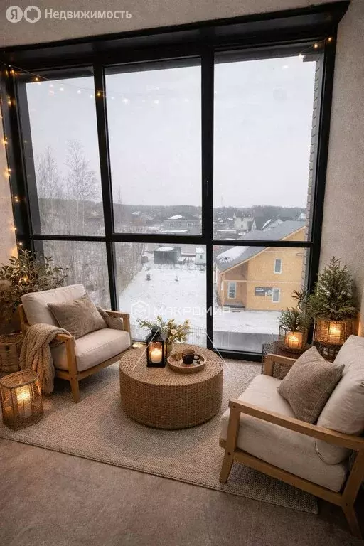 5-комнатная квартира: посёлок Лисий Нос, Ивановская улица, 10 (100 м) - Фото 1