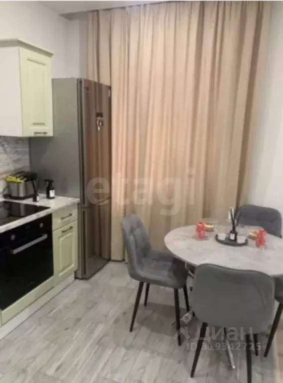 1-к кв. Тюменская область, Тюмень ул. Семакова, 21 (37.1 м) - Фото 0
