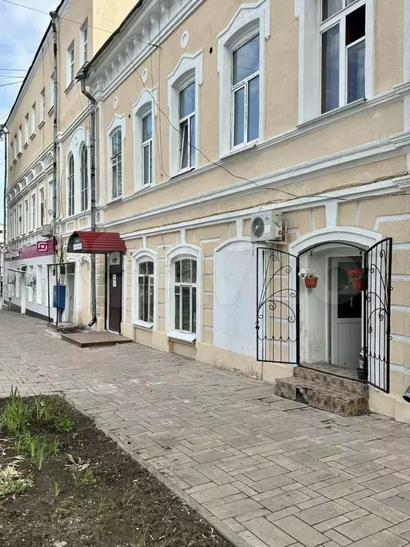 Комната 14,1 м в 7-к., 1/2 эт. - Фото 0
