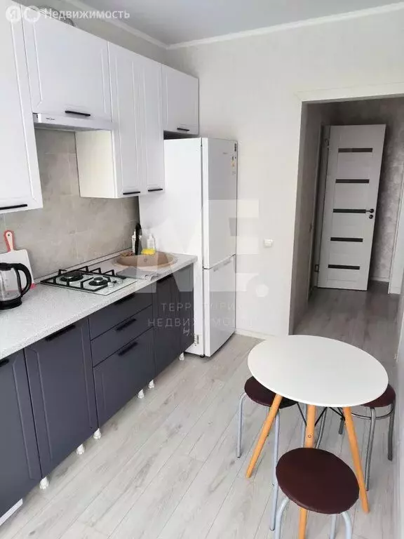 Квартира-студия: Пионерский, Рабочая улица, 48Б (27 м) - Фото 1