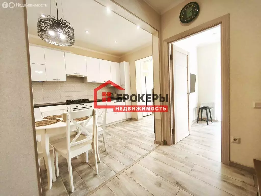 3-комнатная квартира: Севастополь, улица Горпищенко, 145к1 (74 м) - Фото 1