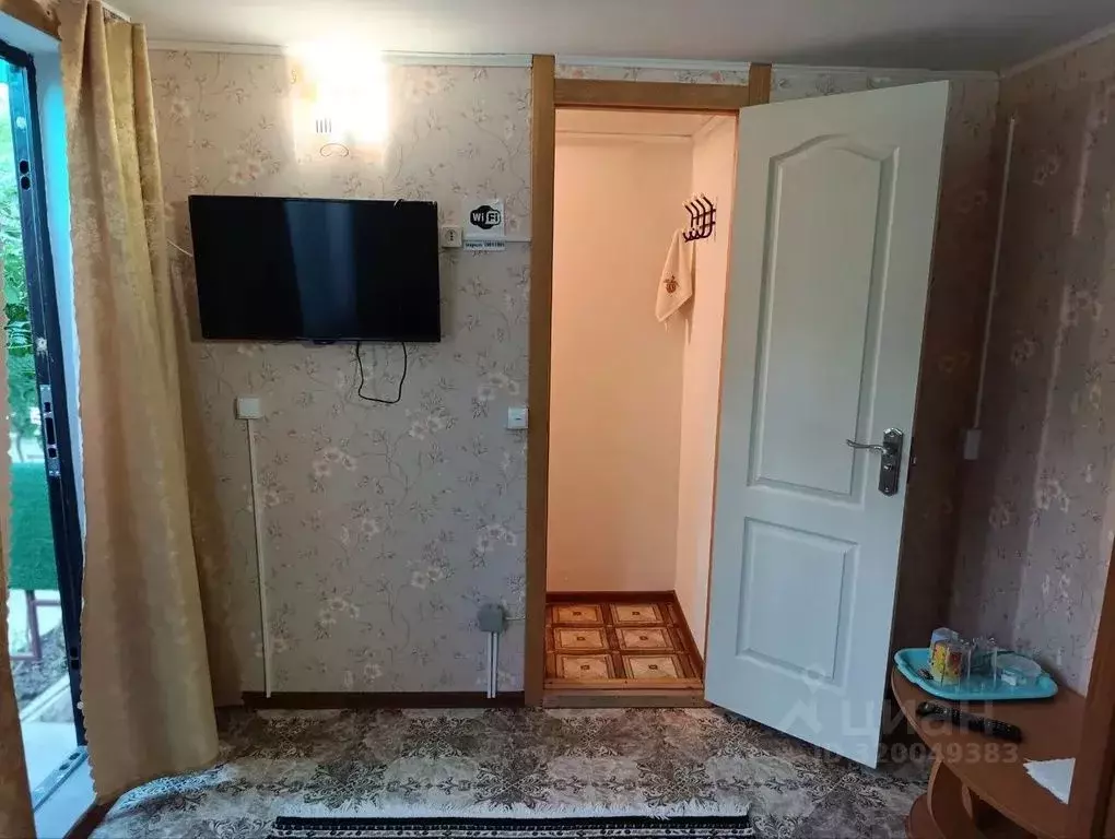 Комната Крым, Судак ул. Суворова, 28 - Фото 0