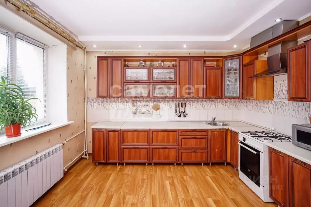 Коттедж в Омская область, Омск ул. 8-я Солнечная, 36 (209 м) - Фото 1