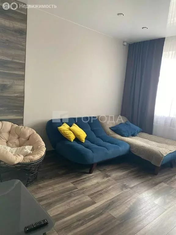 3-комнатная квартира: Волжский, улица 40 лет Победы, 5 (61.2 м) - Фото 1