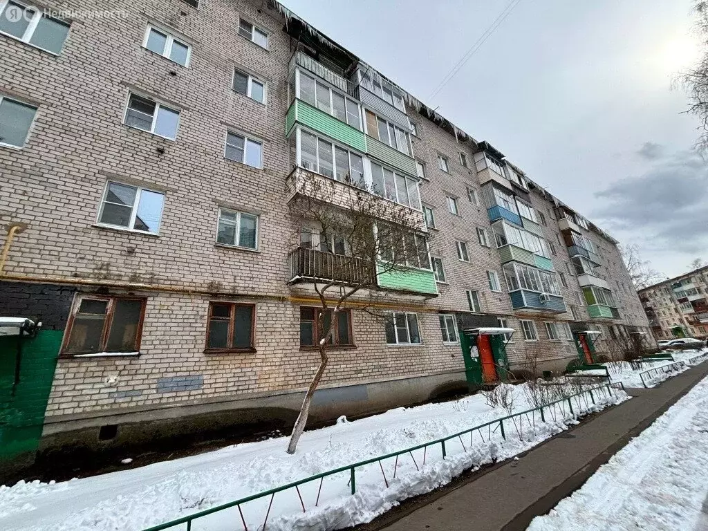 3-комнатная квартира: Конаково, улица Гагарина, 36 (51 м) - Фото 1