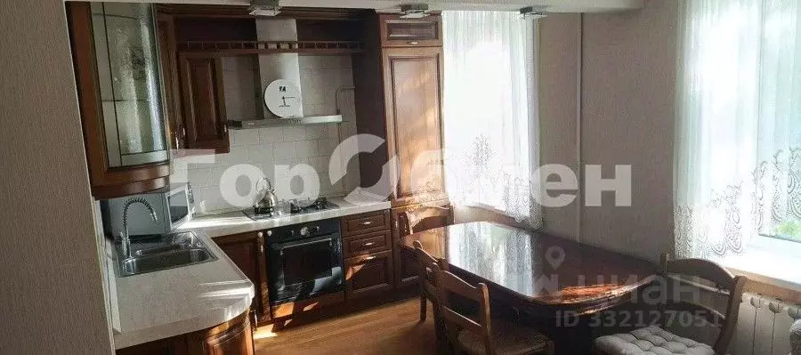 3-к кв. Москва ул. Алябьева, 4К2 (56.0 м) - Фото 1