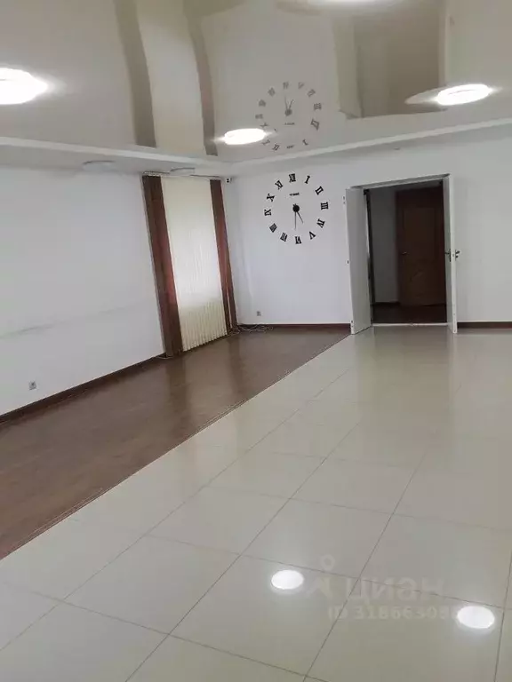 Офис в Карачаево-Черкесия, Черкесск Пушкинская ул., 92 (200 м) - Фото 1