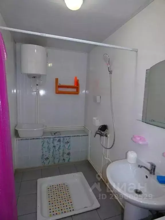 Дом в Краснодарский край, Темрюкский район, Голубицкое с/пос, ... - Фото 2